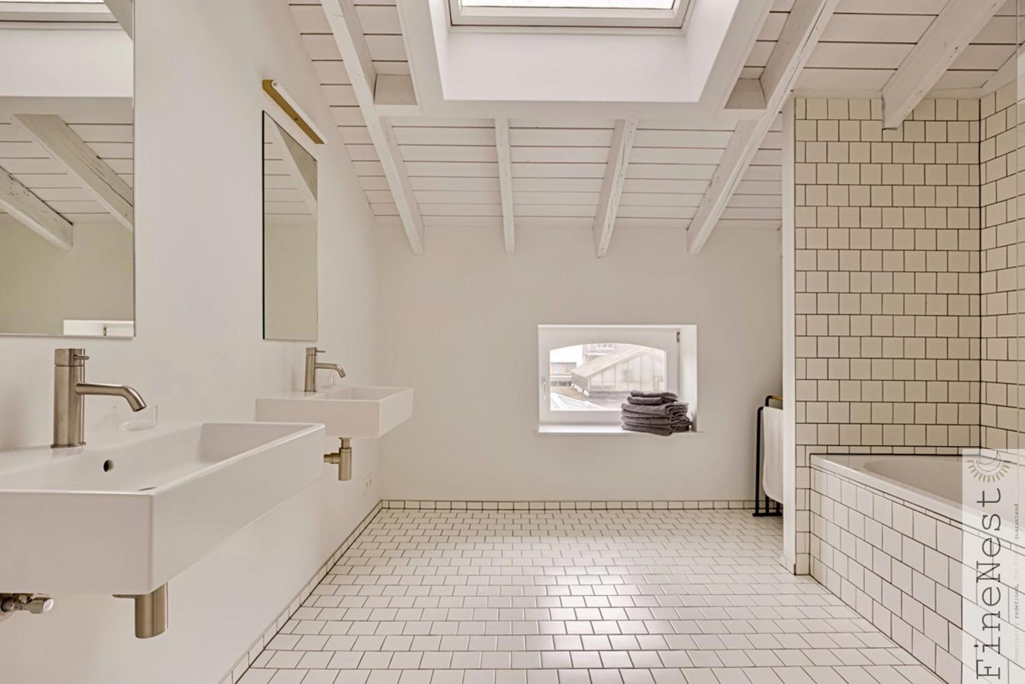 Loft 3 Chambres "Bueren" - Parking - Au Centre De Liege By Finenest Esterno foto