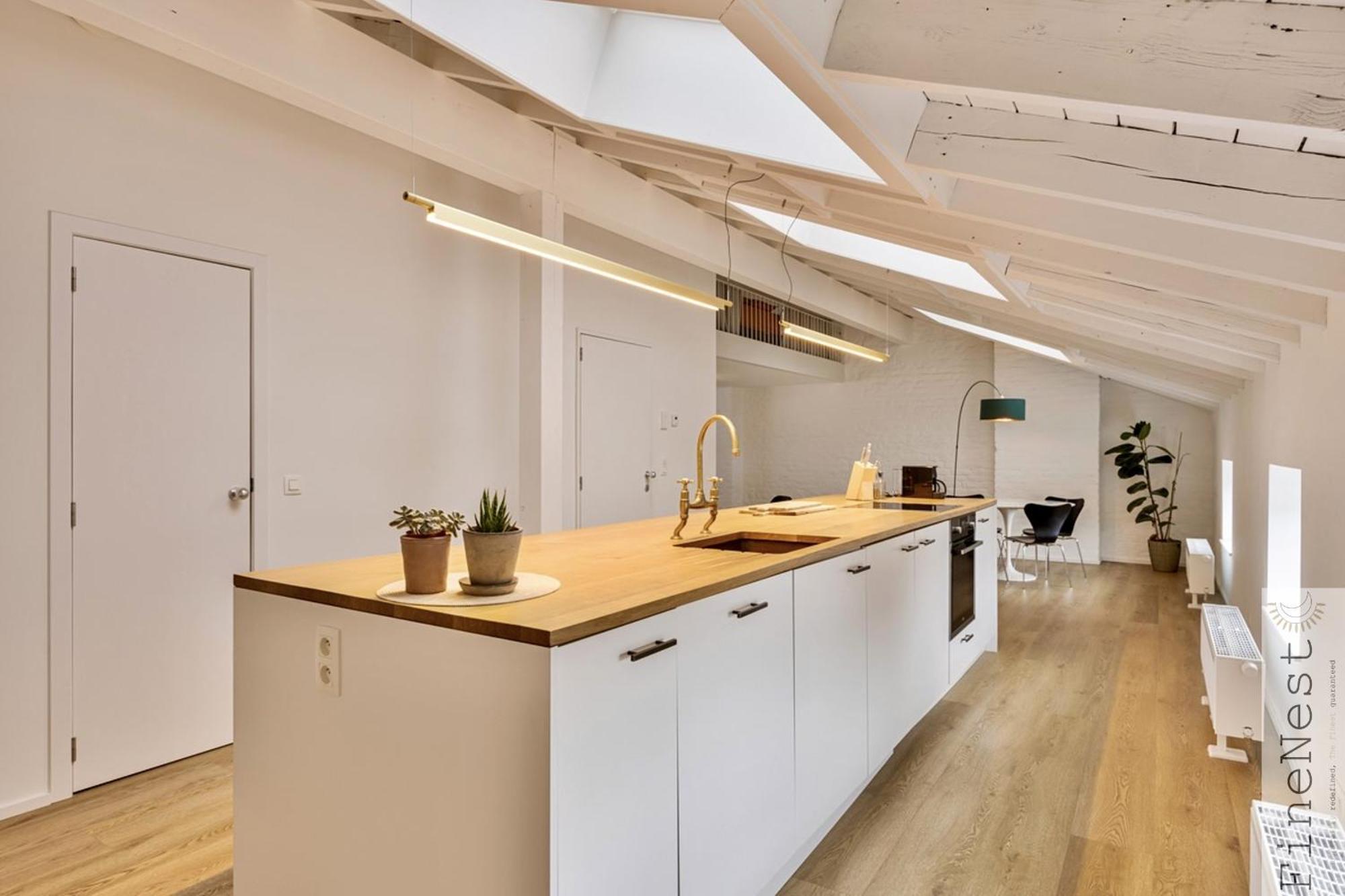 Loft 3 Chambres "Bueren" - Parking - Au Centre De Liege By Finenest Esterno foto
